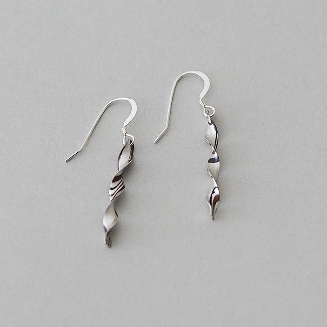 杢目銅　ピアス twist02